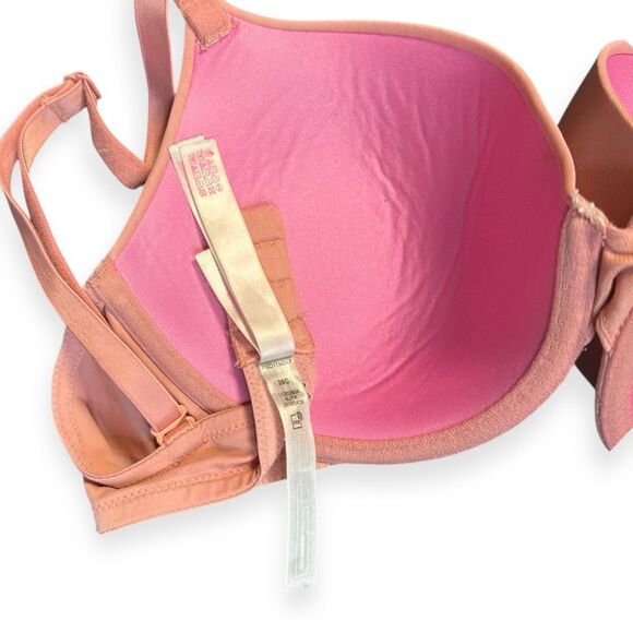 PINK VICTORIA’S SECRET Women’s Peach Pink Wear Everywhere T-Shirt Lightly Lined - Picture 3 of 6